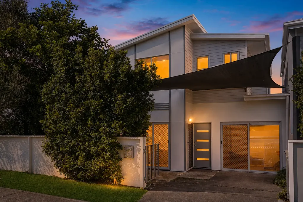 Everton Hills 3Phòng ngủ Modern Comfort, Flexible Living & a Sought After Everton Hills Setting