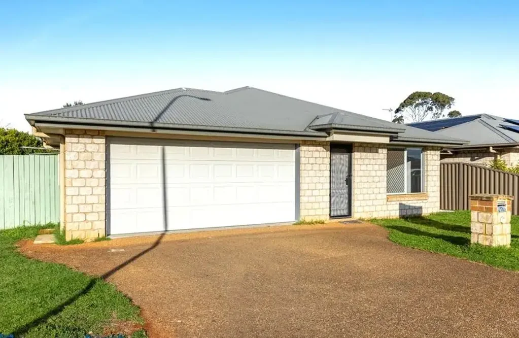 13 Uniplaza Court, Kearneys Spring, QLD 4350