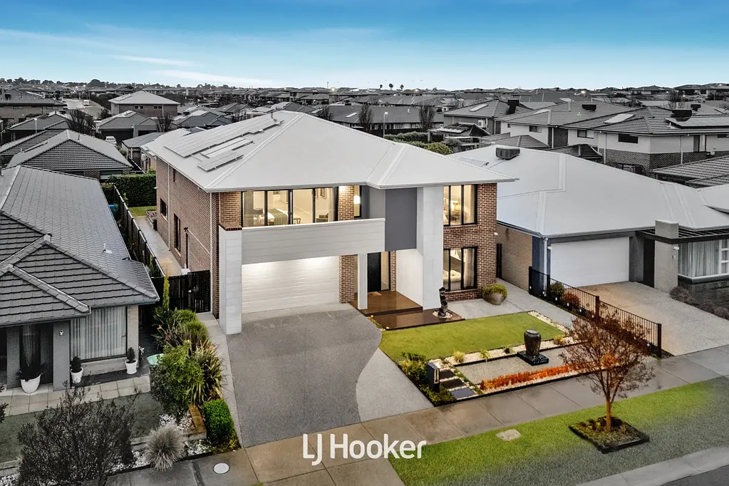 6 Murphy Street, Clyde North, VIC 3978