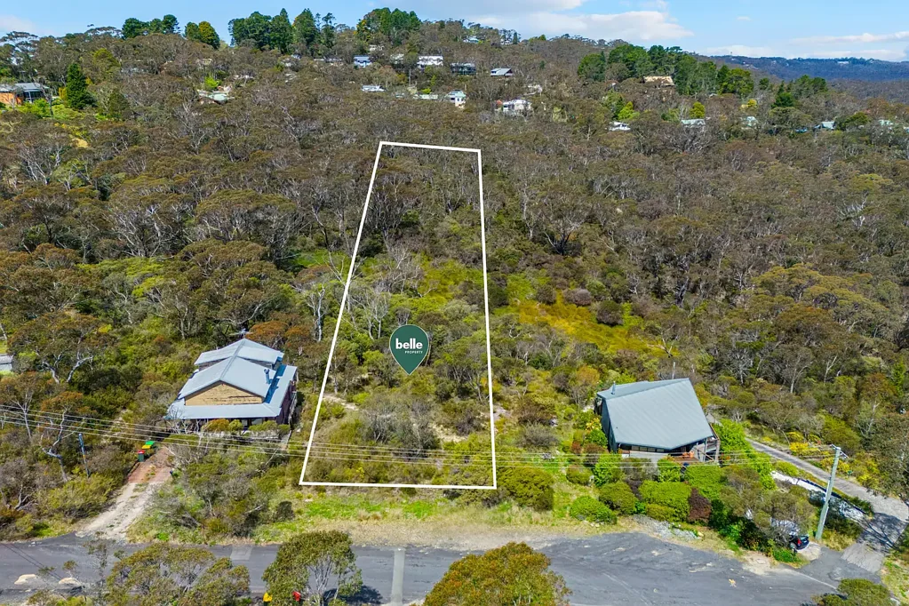 Mount Victoria Rare Block with DA Approved Home