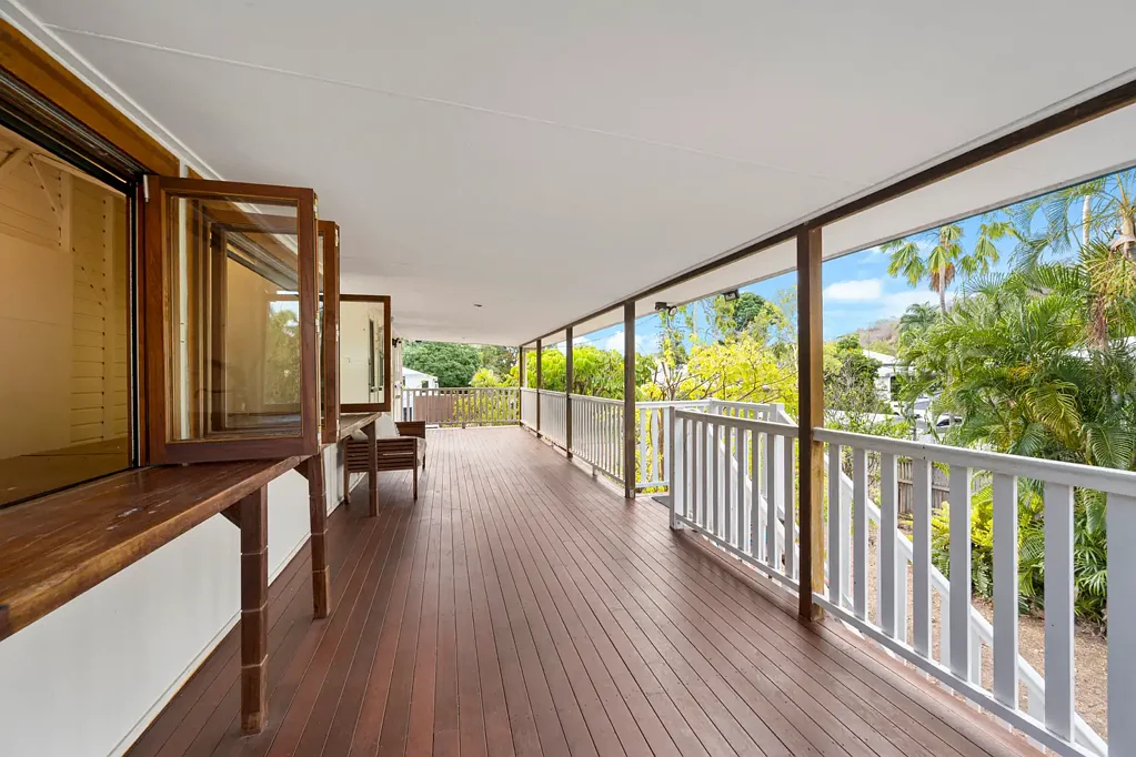 31 Garrick Street, West End, QLD 4810