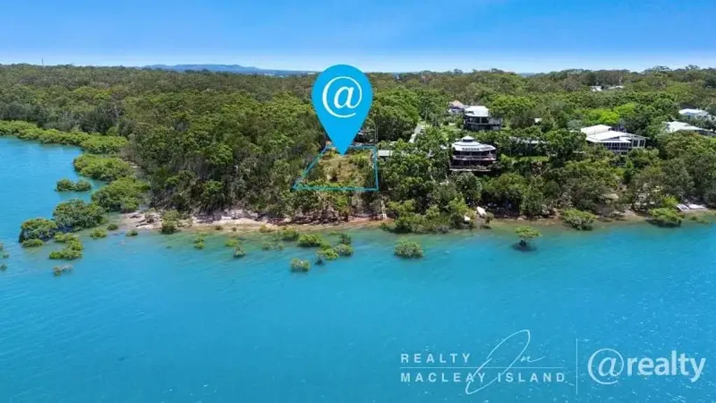 Macleay Island Prestige Waterfront Land with Panoramic Bay Views – 754m² of Pure Island Luxury