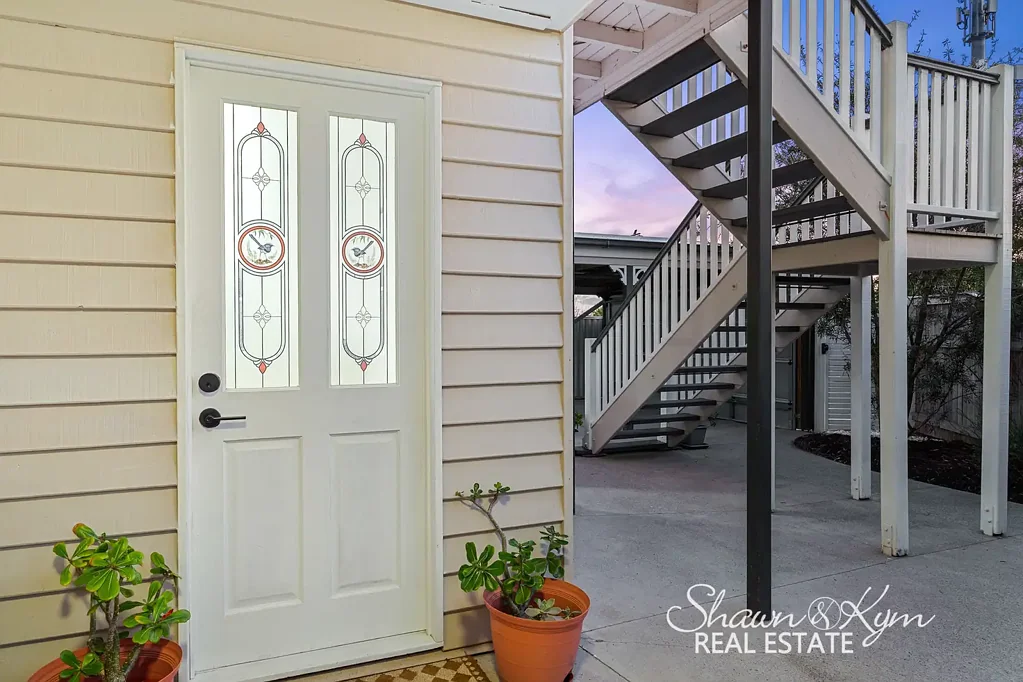Wynnum West 5 Bedroom Renovated Queenslander, Genuine Dual Living, Incredible City Views
