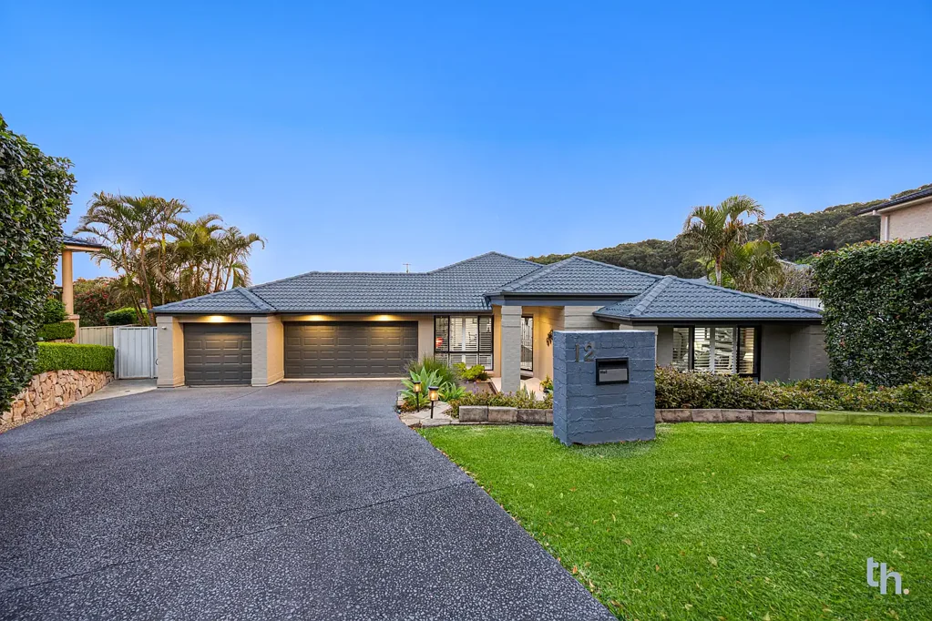 12 Whipbird Way, Belmont, NSW 2280