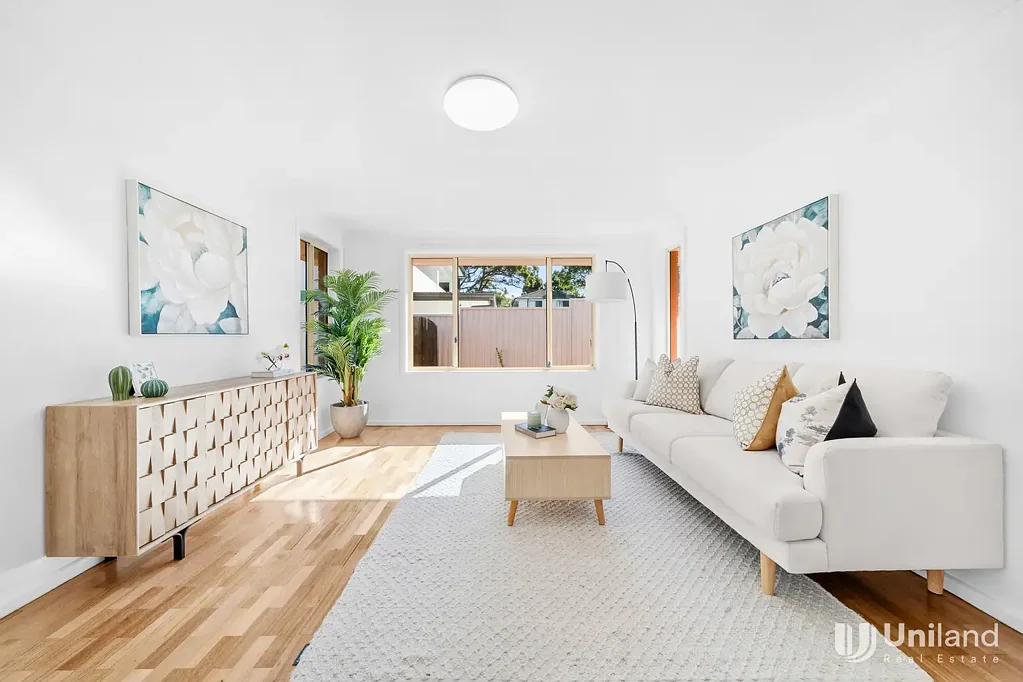 Eastwood 3 Slaapkamer Convenient Family Living | Walk to Eastwood Station, Shopping Centre & Buses