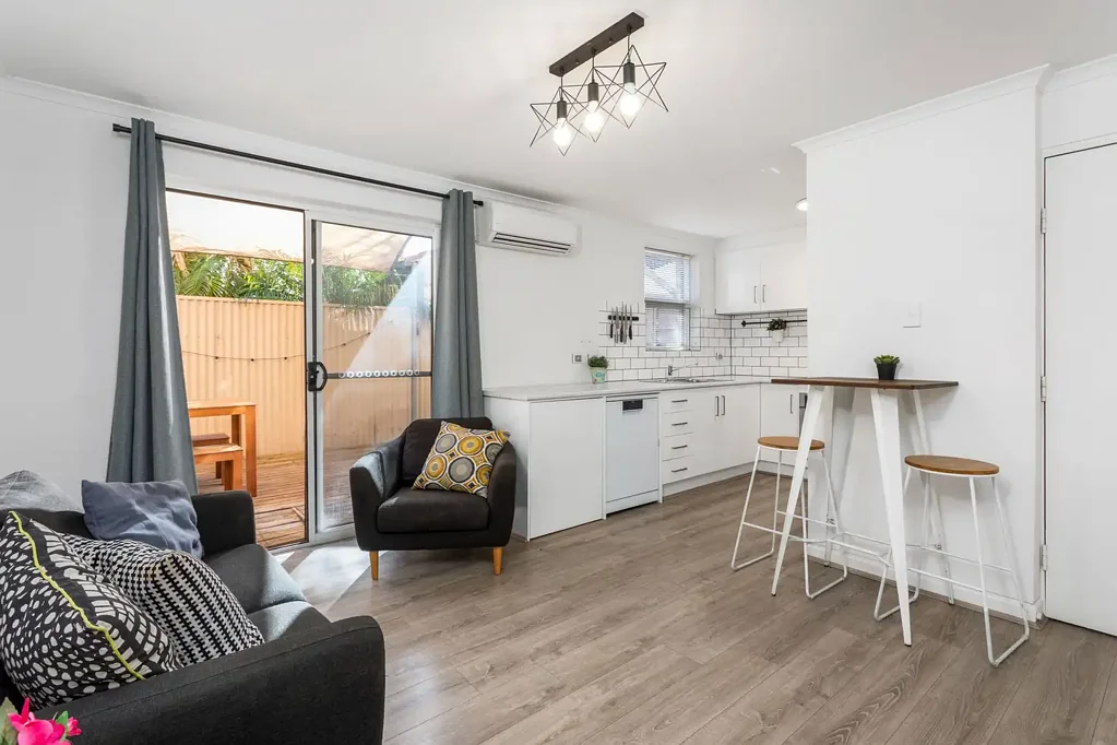 12/17 Adelphi Terrace, Glenelg North, SA 5045