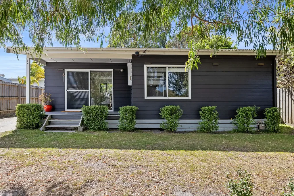 Inverloch 2Phòng ngủ Convenient Living, Endless Potential