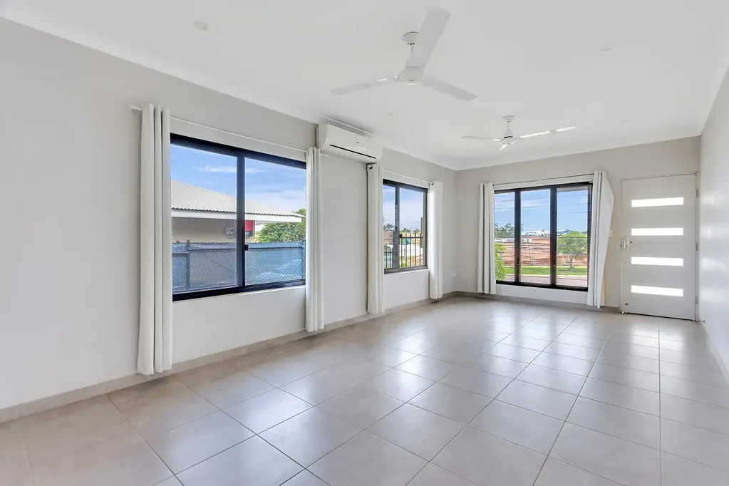 Stunning 4 Bedroom Family Home in Zuccoli!!