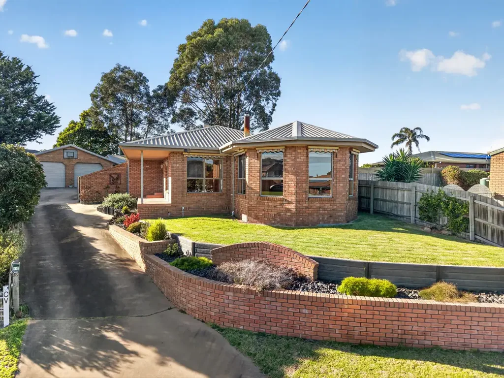 Lakes Entrance 3房  Who Wants a Monster Garage