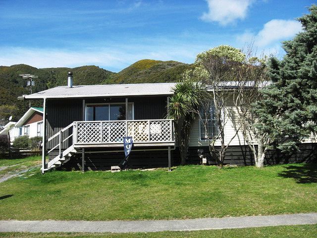 1 Bunratty Grove, Wainuiomata