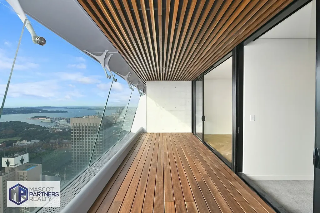 NEW COMPLEX 2 BEDROOM IN A PRIME LOCATION WITH GREAT VIEWS - Level 67!