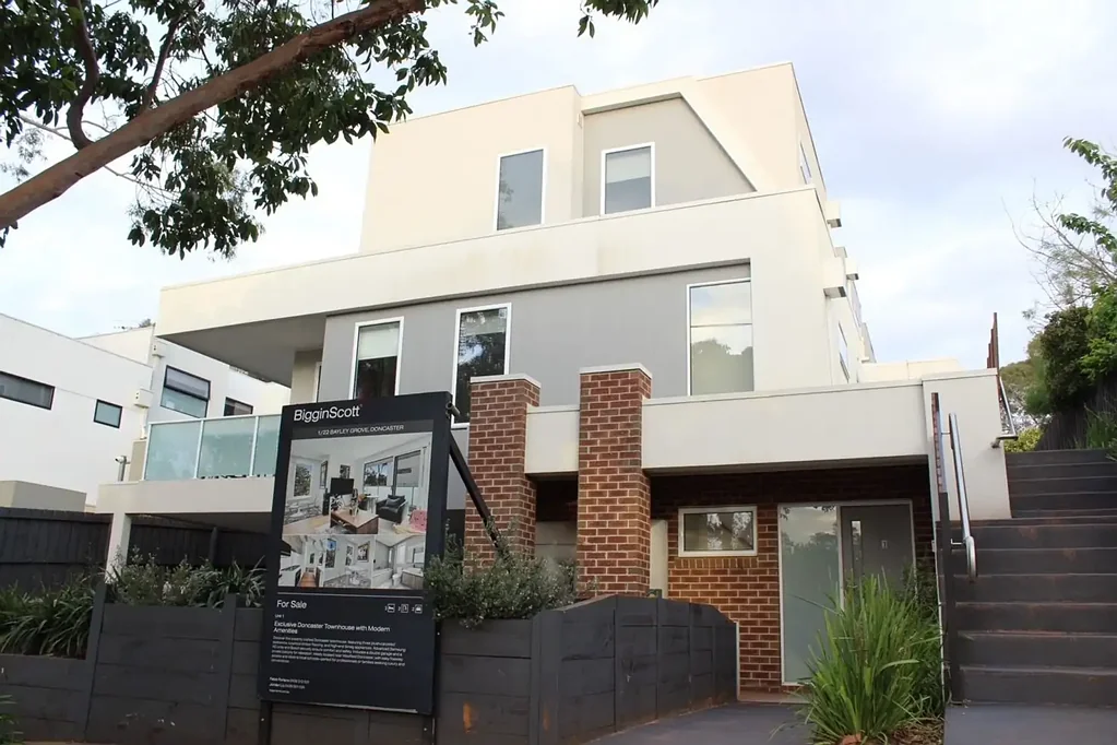 Doncaster 3ห้องนอน Exclusive Doncaster Townhouse with Modern Amenities