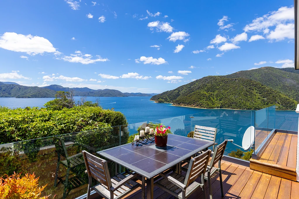 Queen Charlotte Sound 5Moenga New Price - Premium location, Exceptional Value
