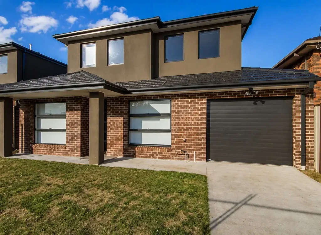 Townhouse Living in a Prime Sydenham Location