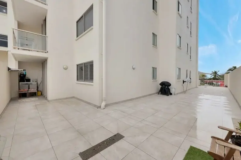 4/8 Southern Breakwater Road, Mackay Harbour, QLD 4740