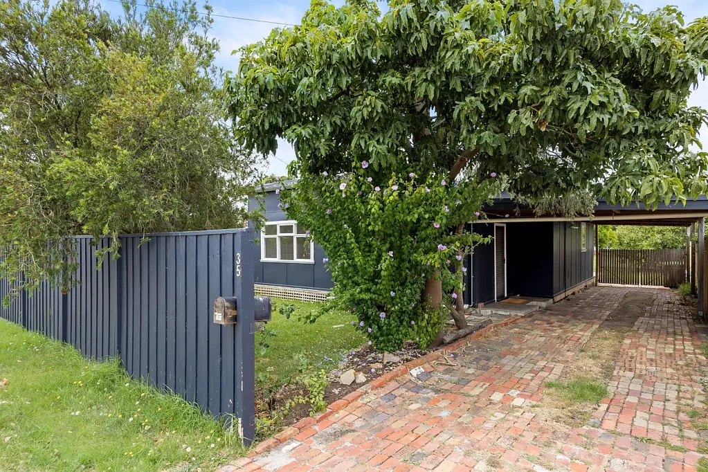 35 Leon Avenue, Rosebud, VIC 3939