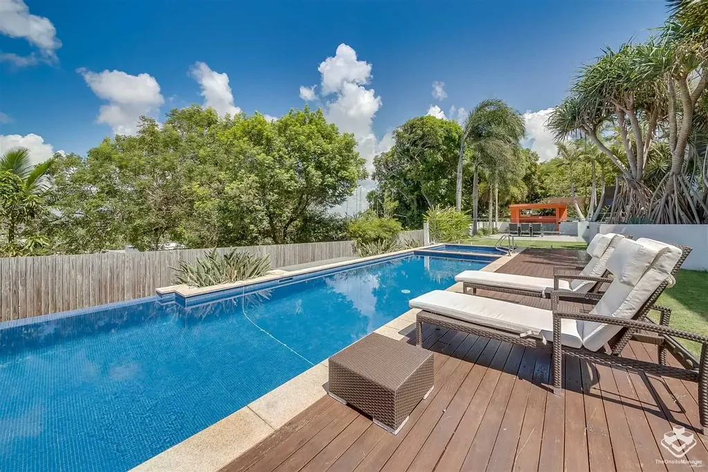 Fully Furnished in Executive Complex