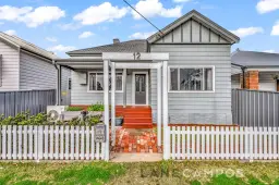 12 IDA ST, Mayfield