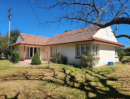 25674 New England Highway, Applethorpe, QLD 4378, 3 침실, 1 욕실, House