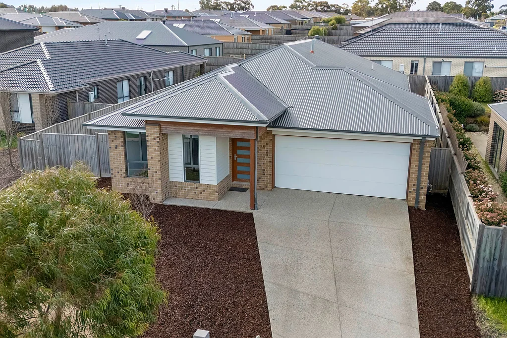31 Cortina Drive, Winter Valley, VIC 3358