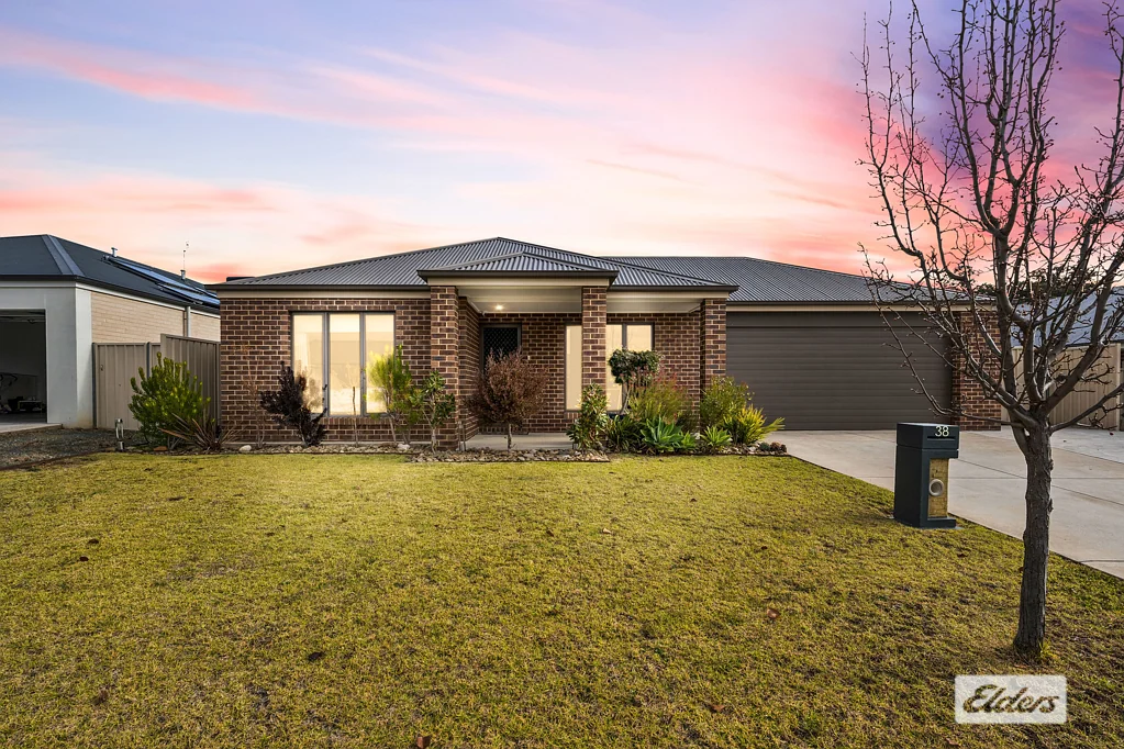 38 Ruthven Circuit, Wodonga, VIC 3690