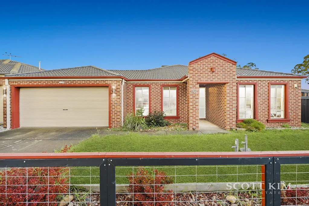 Manor Lakes 4 Slaapkamer Impressive Family Home With Everything You Need