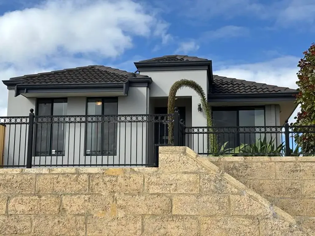 3X2 HOME OPPOSITE PARKLANDS