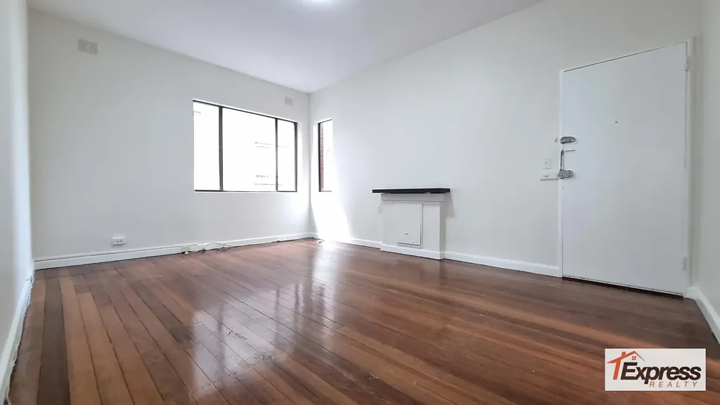 TWO BEDROOM BONDI BEACH APARTMENT