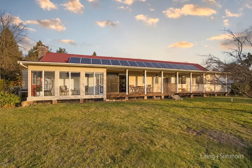 Armidale 3房  A Charming Rural Retreat Surrounded by Nature