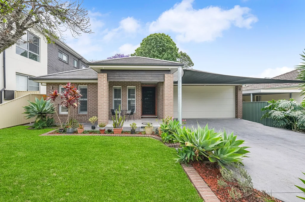 27 Scott Street, Toongabbie, NSW 2146