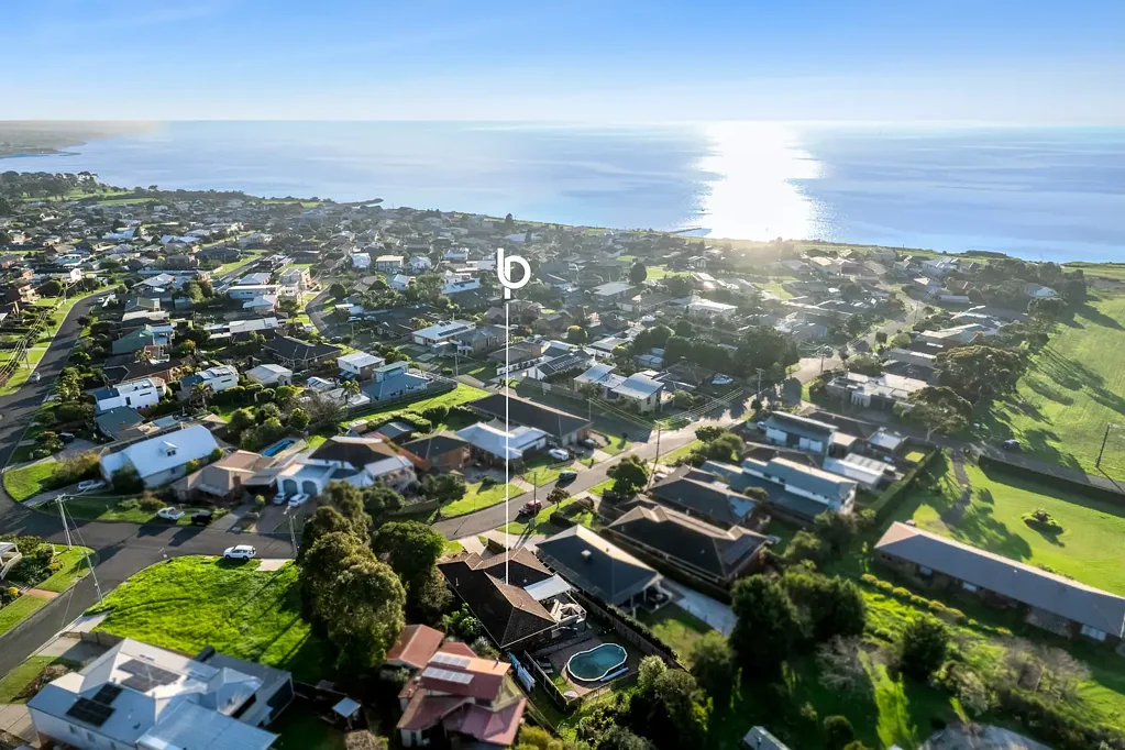 Clifton Springs 4બેડરૂમ Elevated Family Living with Expansive Bay Views