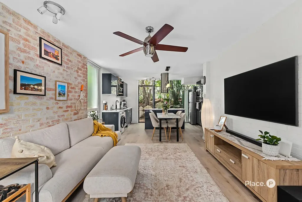 1/52 Rutland Street, Coorparoo, QLD 4151