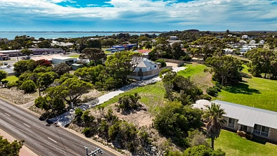 Aerial view - 11 Robe Street, Robe, SA 5276