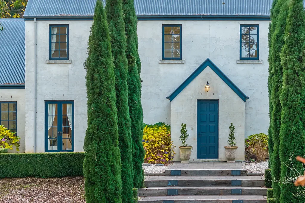 Mount Macedon 5Zimmer To the manor born