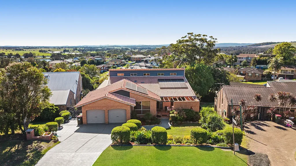 Raymond Terrace 4Kwarto A Trophy Home With Views, Space & Versatility