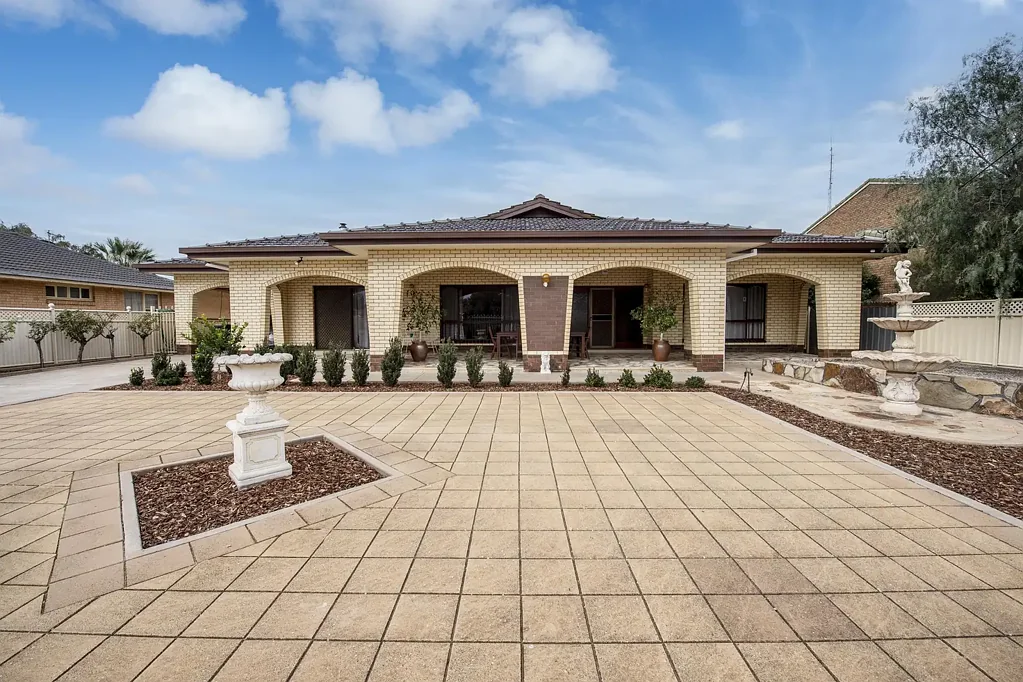 Port Pirie 3房  Massive Double-Brick Family Home