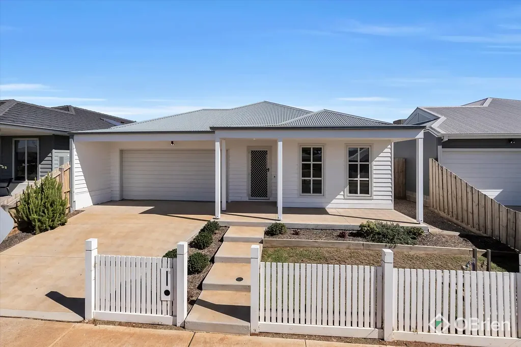 Eynesbury 4ਬੈੱਡਰੂਮ Modern Comfort Meets Prime Location...