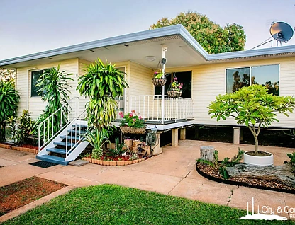 8 Shaw Crescent, Mount Isa, QLD 4825, 4房, 1浴, House
