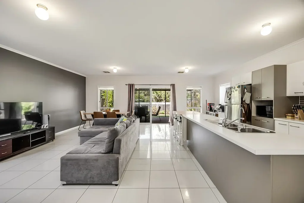 12 Karu Crescent, Mitchell Park, SA 5043