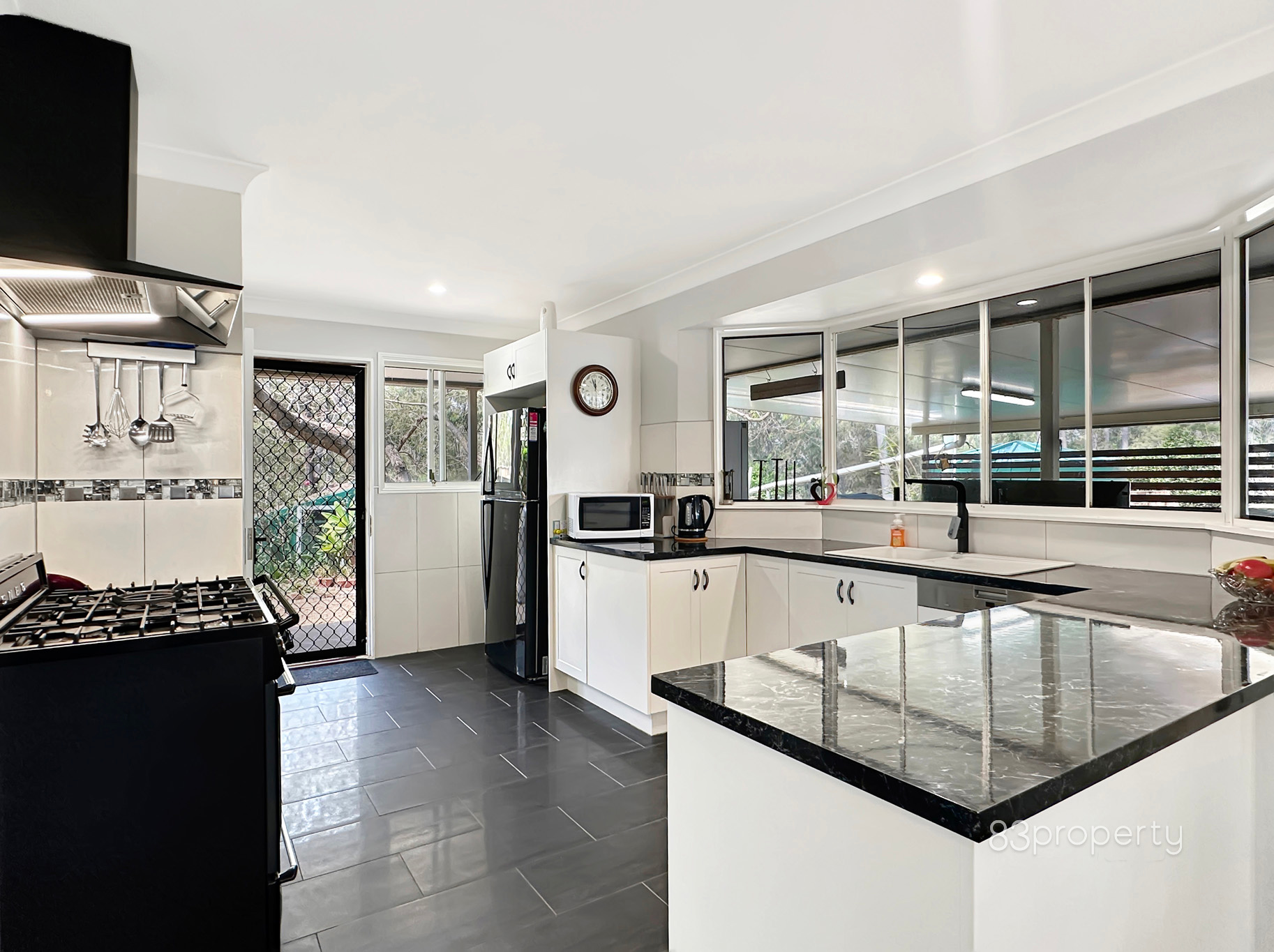 9 BERTRAND AV, REGENCY DOWNS QLD 4341, 0 habitaciones, 0 baños, House