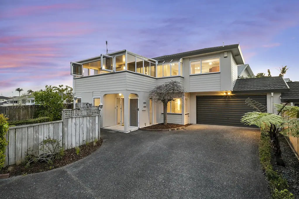 2/24 Cherub Place, West Harbour, Waitakere City, Auckland