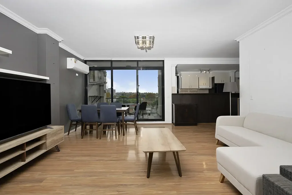 Fully Furnished Two Bedroom Apartment in an Ultra-Convenient Location