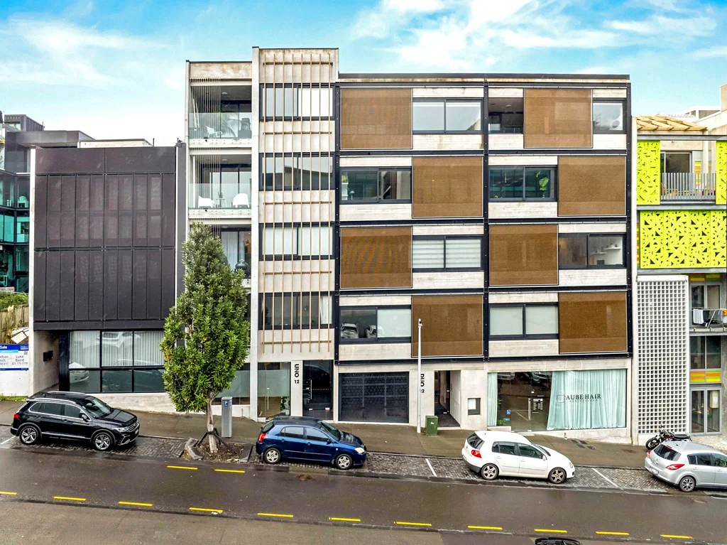 Grey Lynn MODERN GROUND FLOOR OFFICE