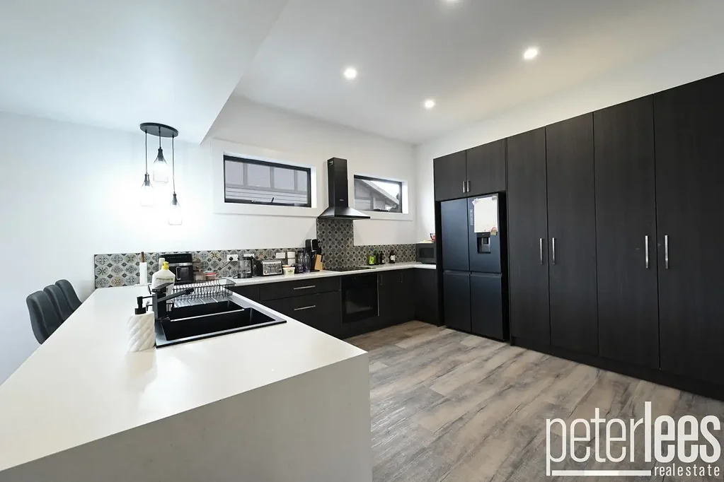 Mowbray 4ਬੈੱਡਰੂਮ Character, Comfort & Convenience in a Prime Location