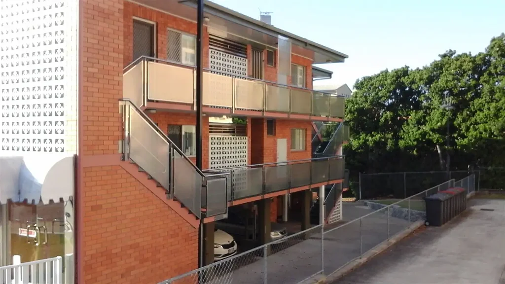 Clayfield 14Zimmer A Block of seven units in Adelaide street Clayfield Qld 4011