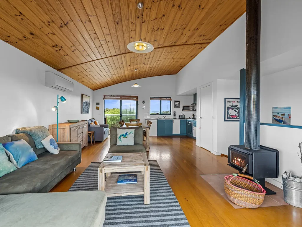 Sandy Point 2 Bedroom Modern low maintenance escape with magnificent views