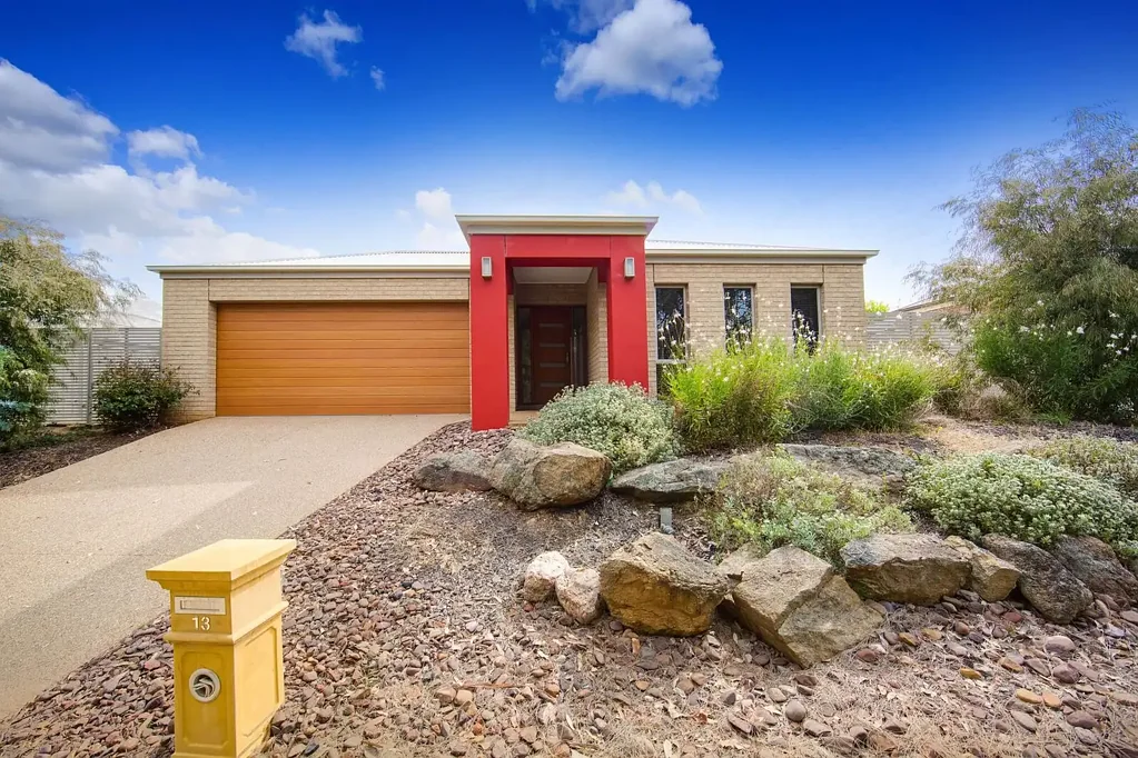 FOUR BEDROOM HOME IN SOUGHT AFTER AREA