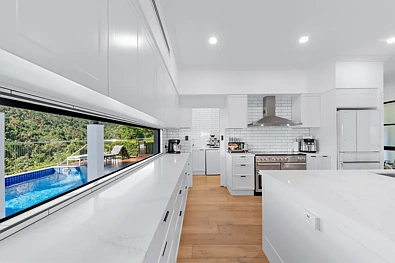 Cannon Valley 4 Slaapkamer Luxury Elevated Acreage Living with Panoramic Whitsunday Views