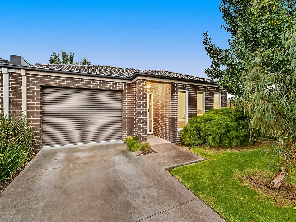 Cranbourne North 2部屋 A Great Starting Point!