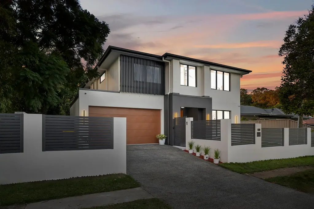 Tarragindi 5部屋 Modern Family Oasis in Prime Brisbane Location - Walk to Parks, Schools & Cafes